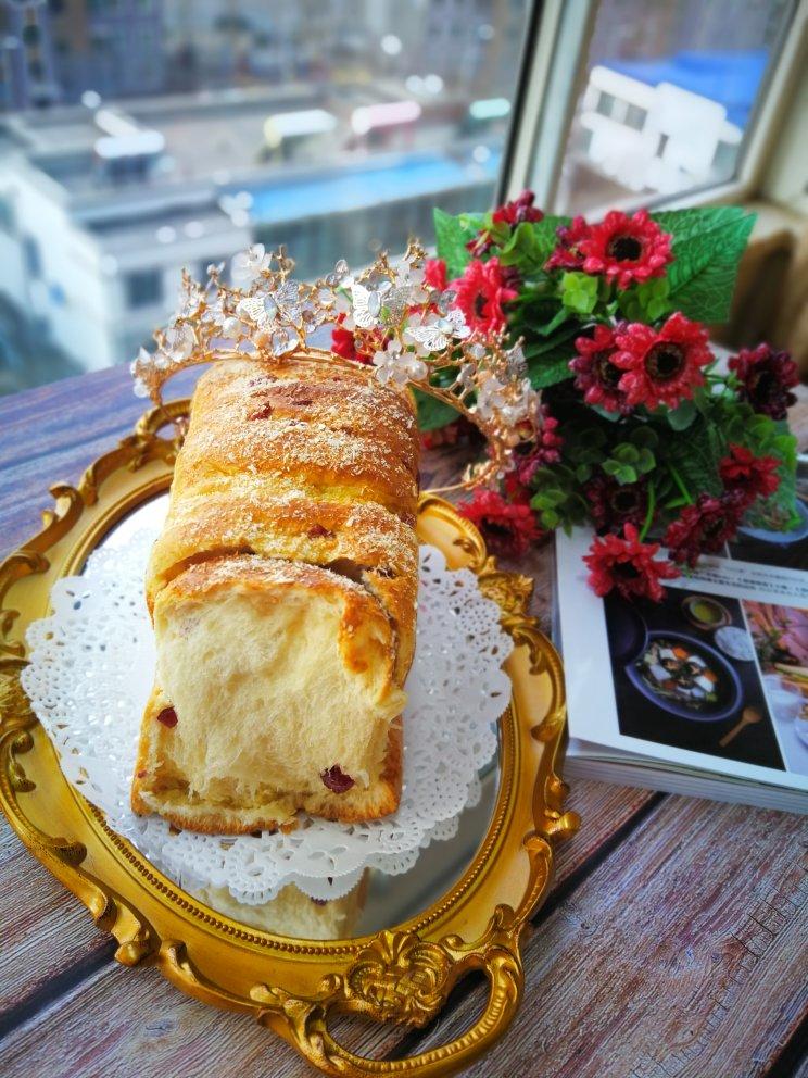 手撕蔓越莓炼乳吐司