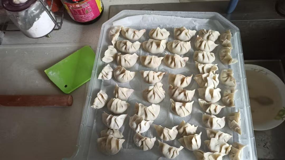 手工揉面三分钟，又韧又薄又好包的饺子皮
