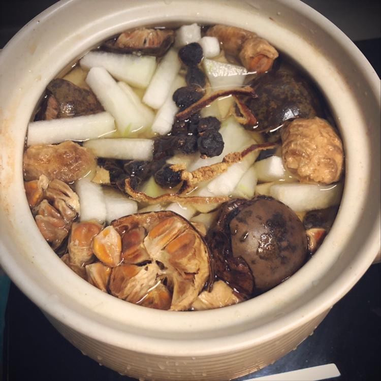 罗汉果冬瓜桂圆糖水