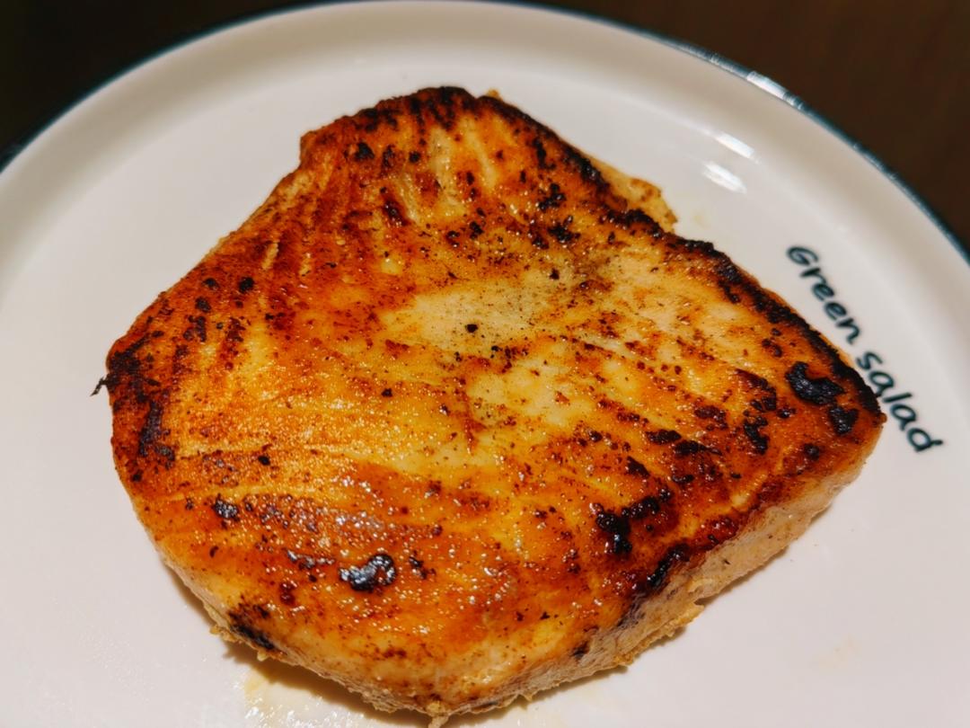 柠檬香煎三文鱼