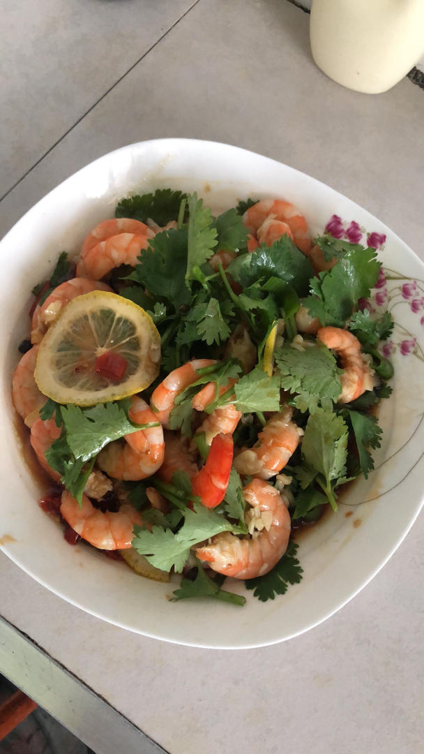 鲜嫩爽口❗️巨好吃的酸辣柠檬虾❗️一看就会超过瘾