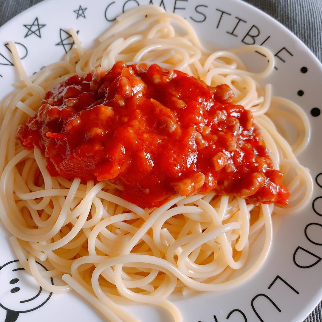 番茄肉酱意大利面