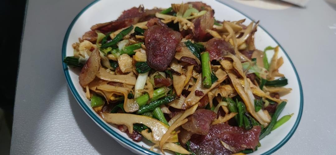 春笋炒腊肠