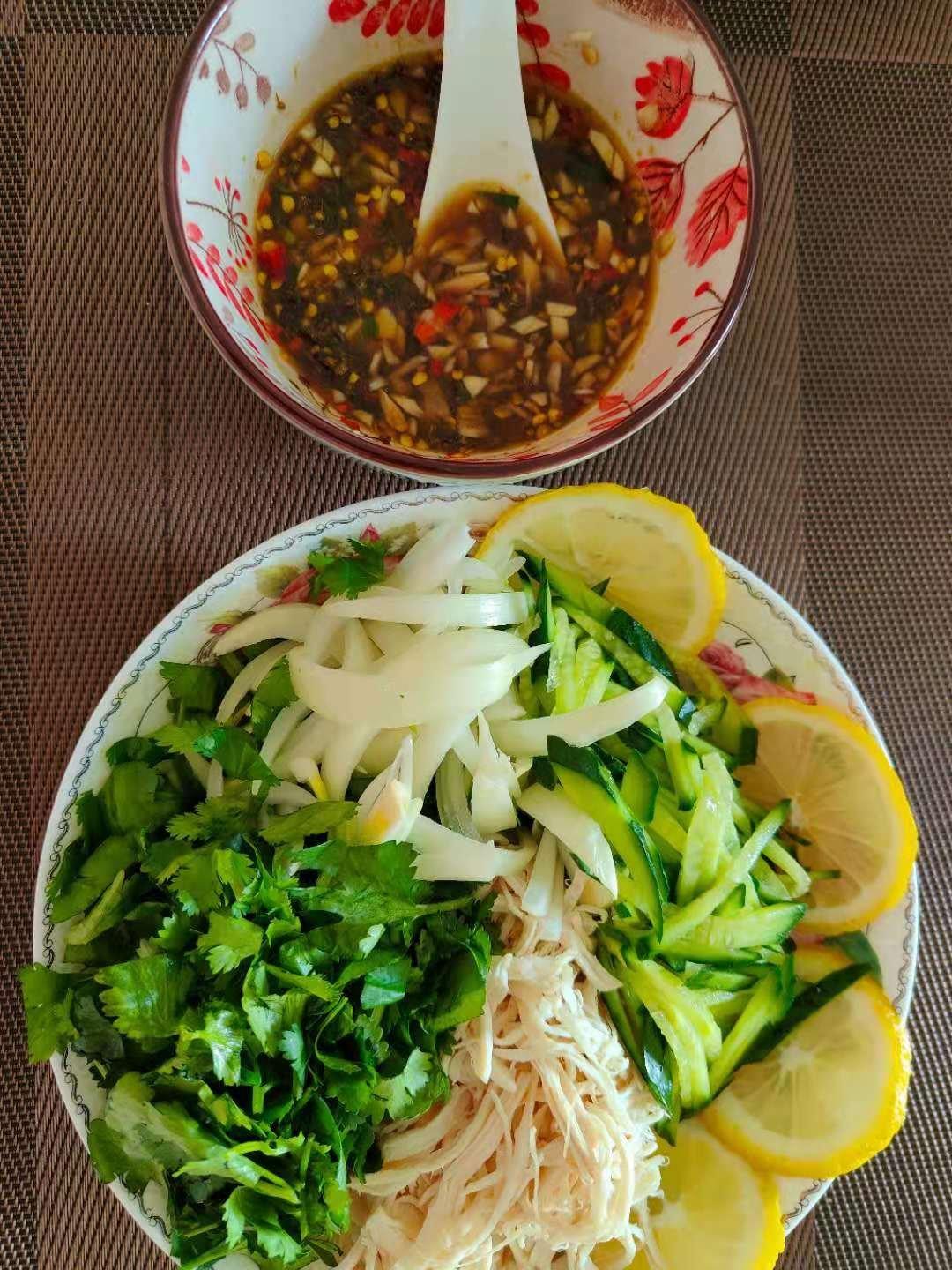 青柠拌鸡丝