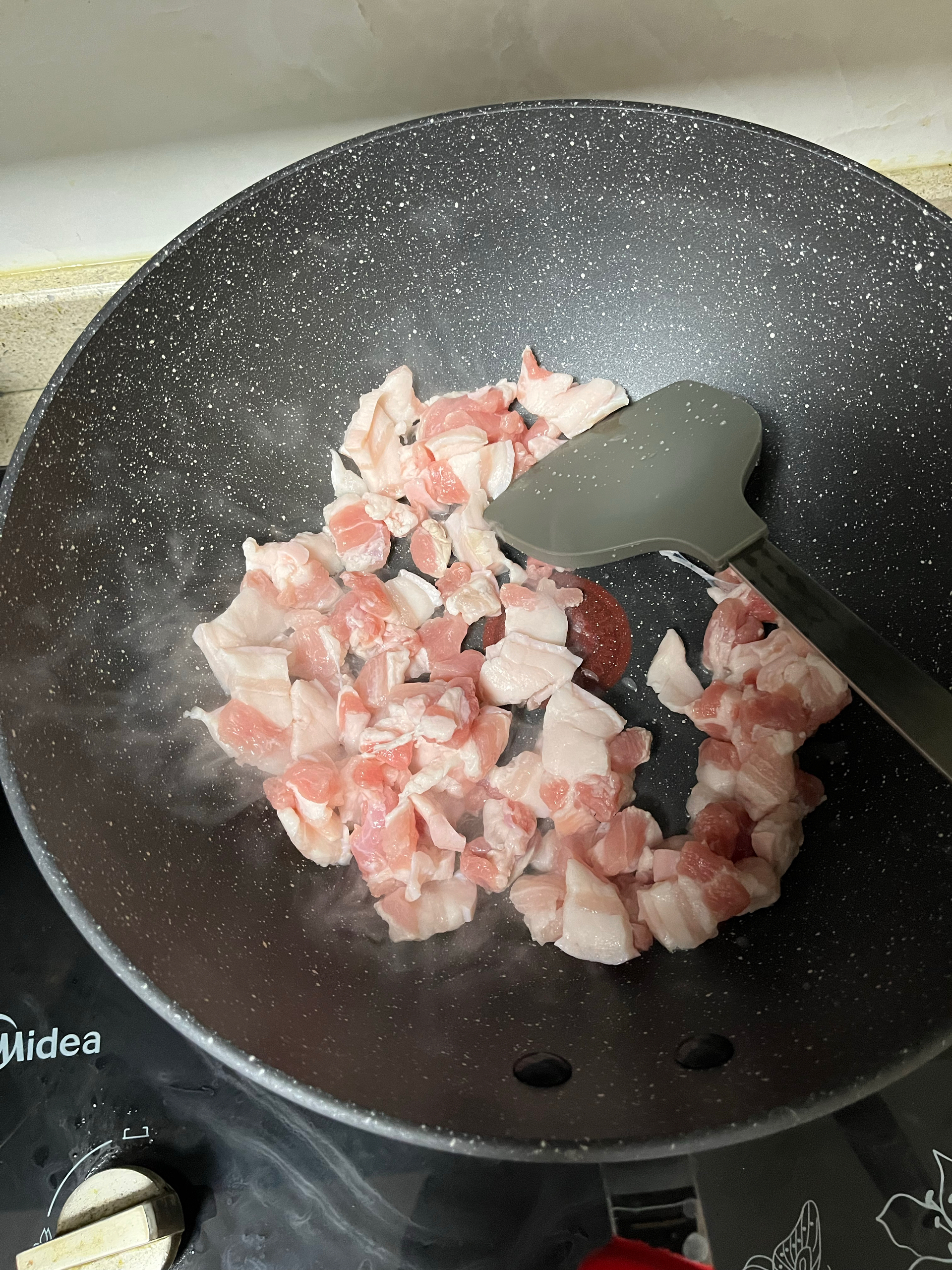无敌下饭之彩椒肉炒蛋的做法 步骤2