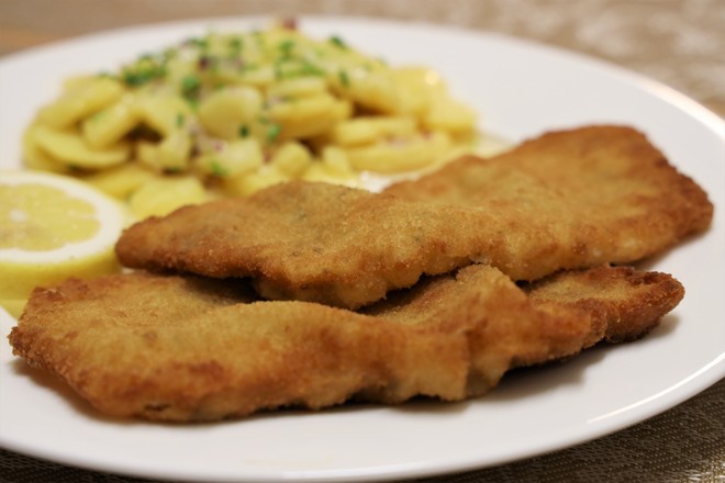 维也纳炸牛排wiener Schnitzel的做法步骤图 Qy 德国烘焙 下厨房 维也纳炸牛排wiener Schnitzel的做法步骤图 Qy 德国烘焙 下厨房