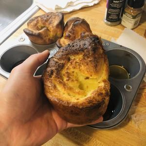 英国名菜Yorkshire pudding约克郡布丁的做法 步骤6