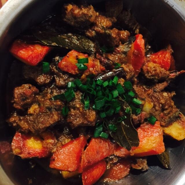 沙沙土豆胡萝卜炖牛肉