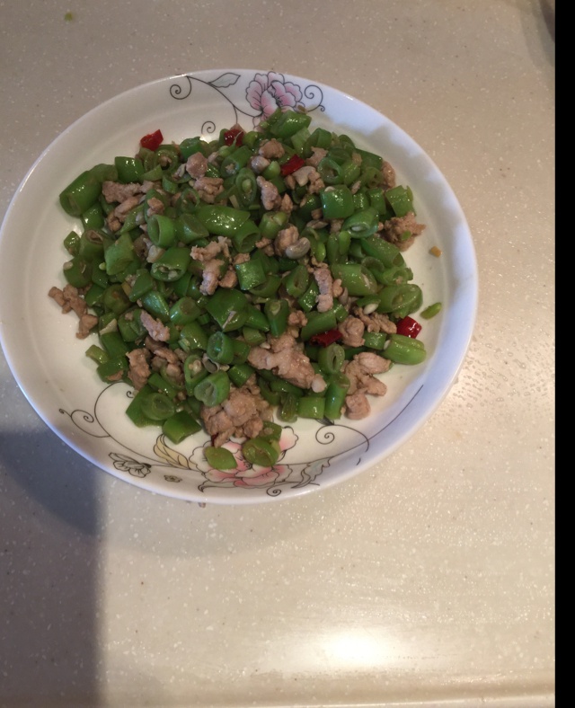 肉沫豆角下饭菜
