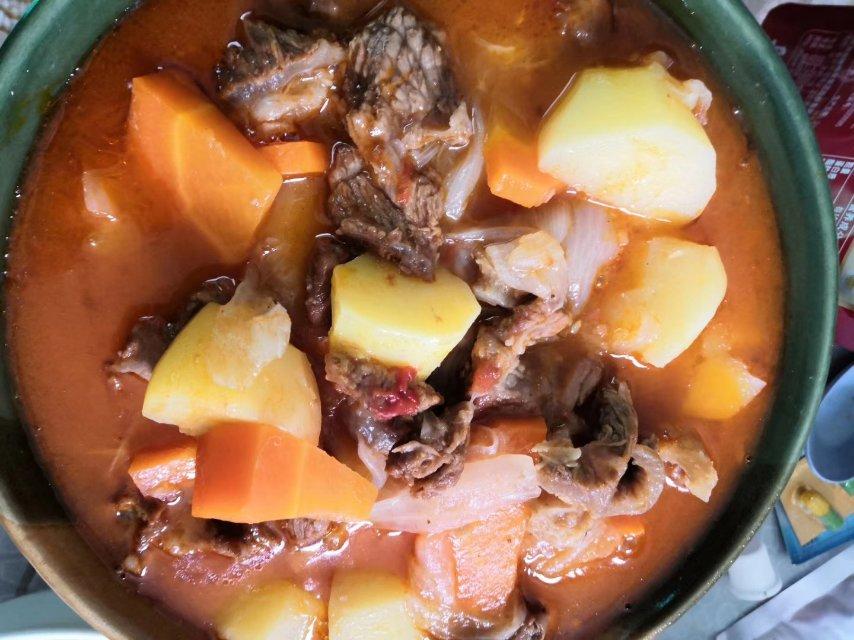 土豆炖牛肉