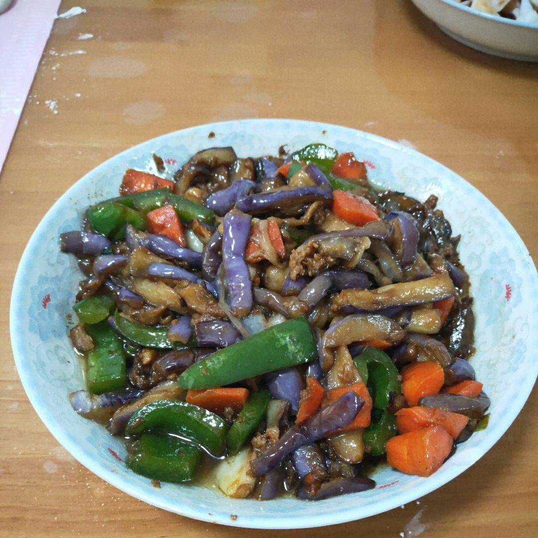 步骤图：肉碎茄子煲（附咸鱼茄子煲做法）
