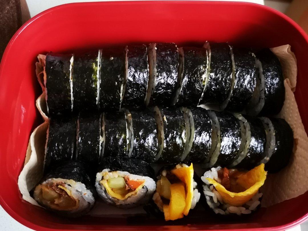 金枪鱼紫菜包饭