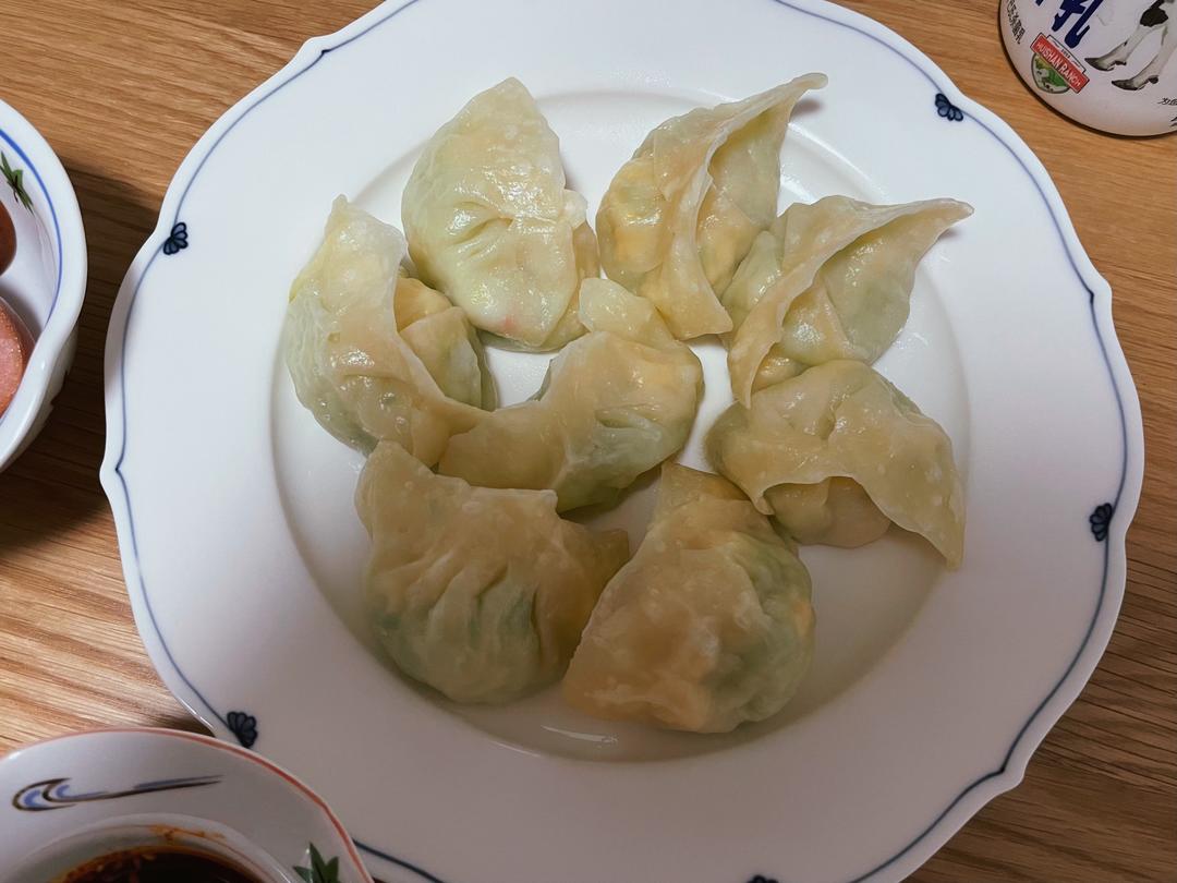 西葫芦鸡蛋鲜虾蒸饺的做法