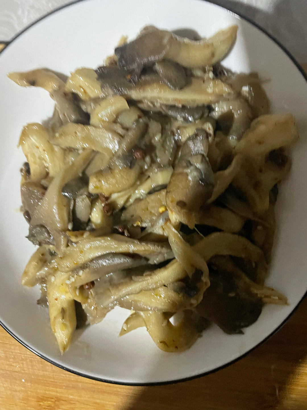 干煸平菇（有肉的味道）