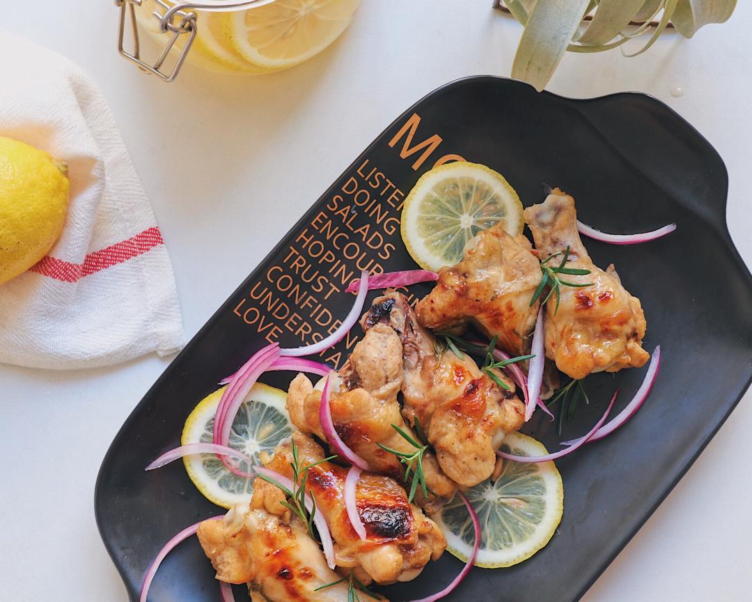 柠檬迷迭香烤鸡翅根