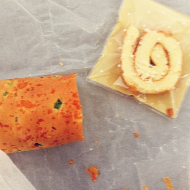 香葱肉松蛋糕卷