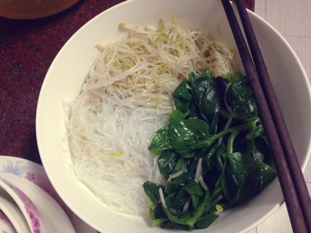 豆芽菠菜拌粉丝
