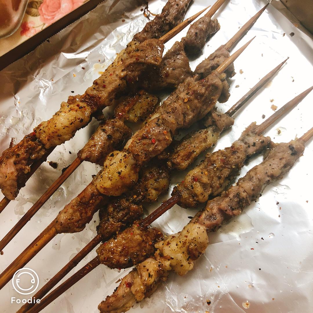 羊肉串用家里烤箱烤出明火烧烤的味道！