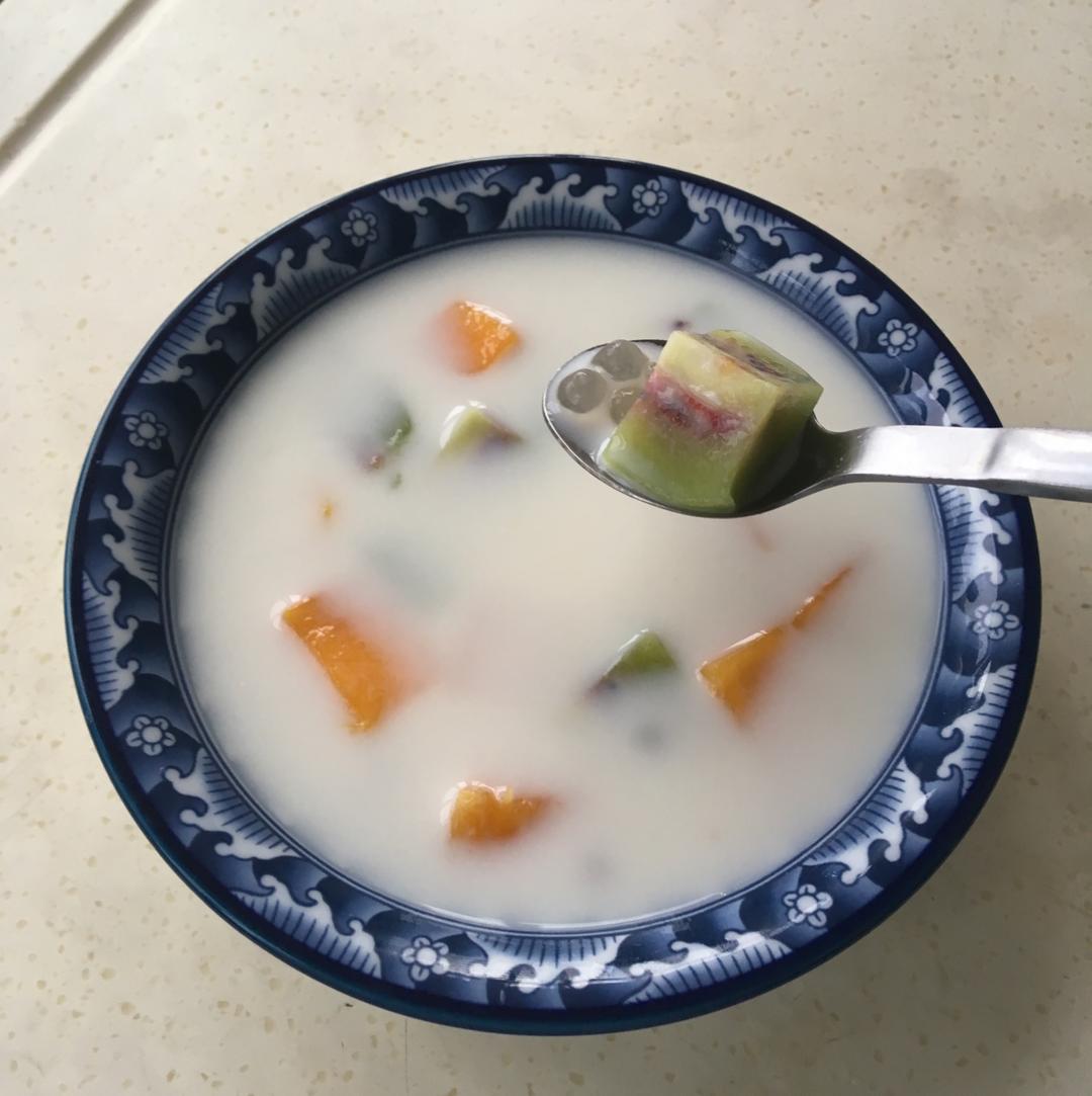 水果椰汁西米捞