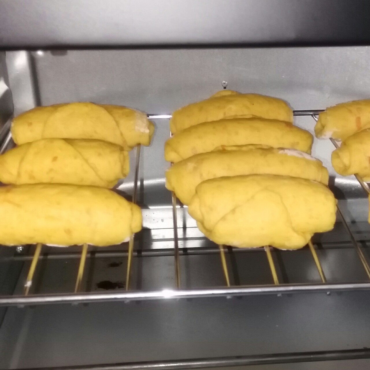金大旺的胡萝卜小餐包