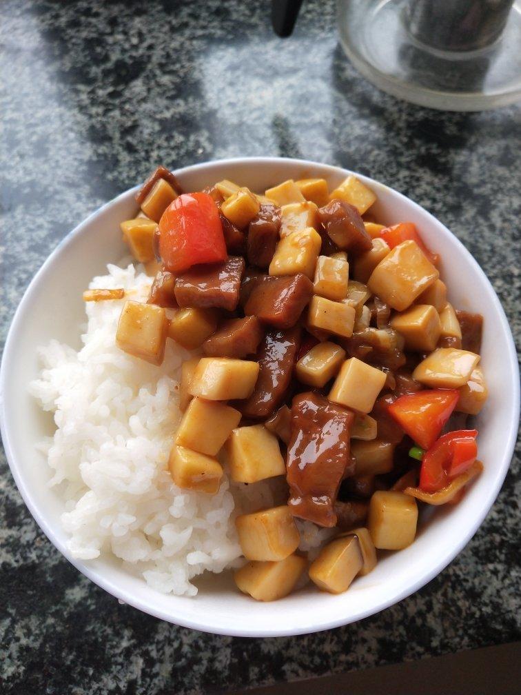 杏鲍菇炒牛肉粒