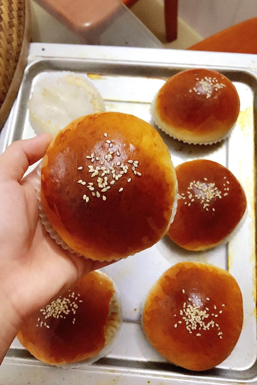 h莹做的鲜奶红豆包