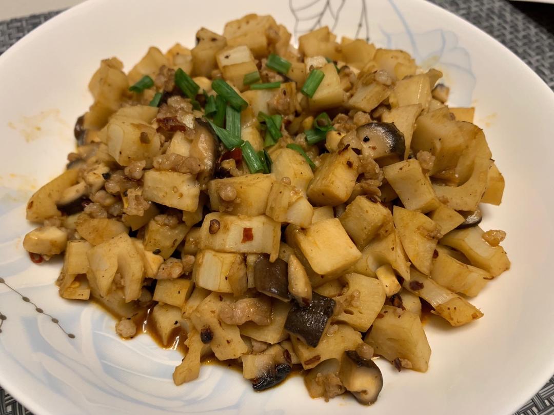 酸辣藕丁