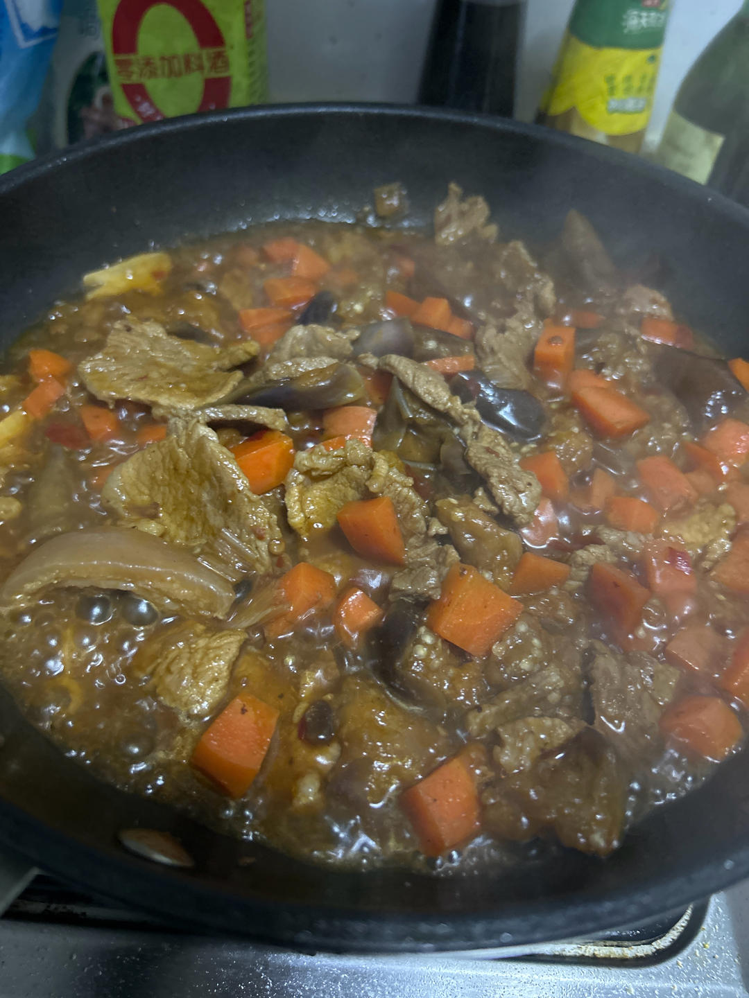 五花肉茄子炖土豆