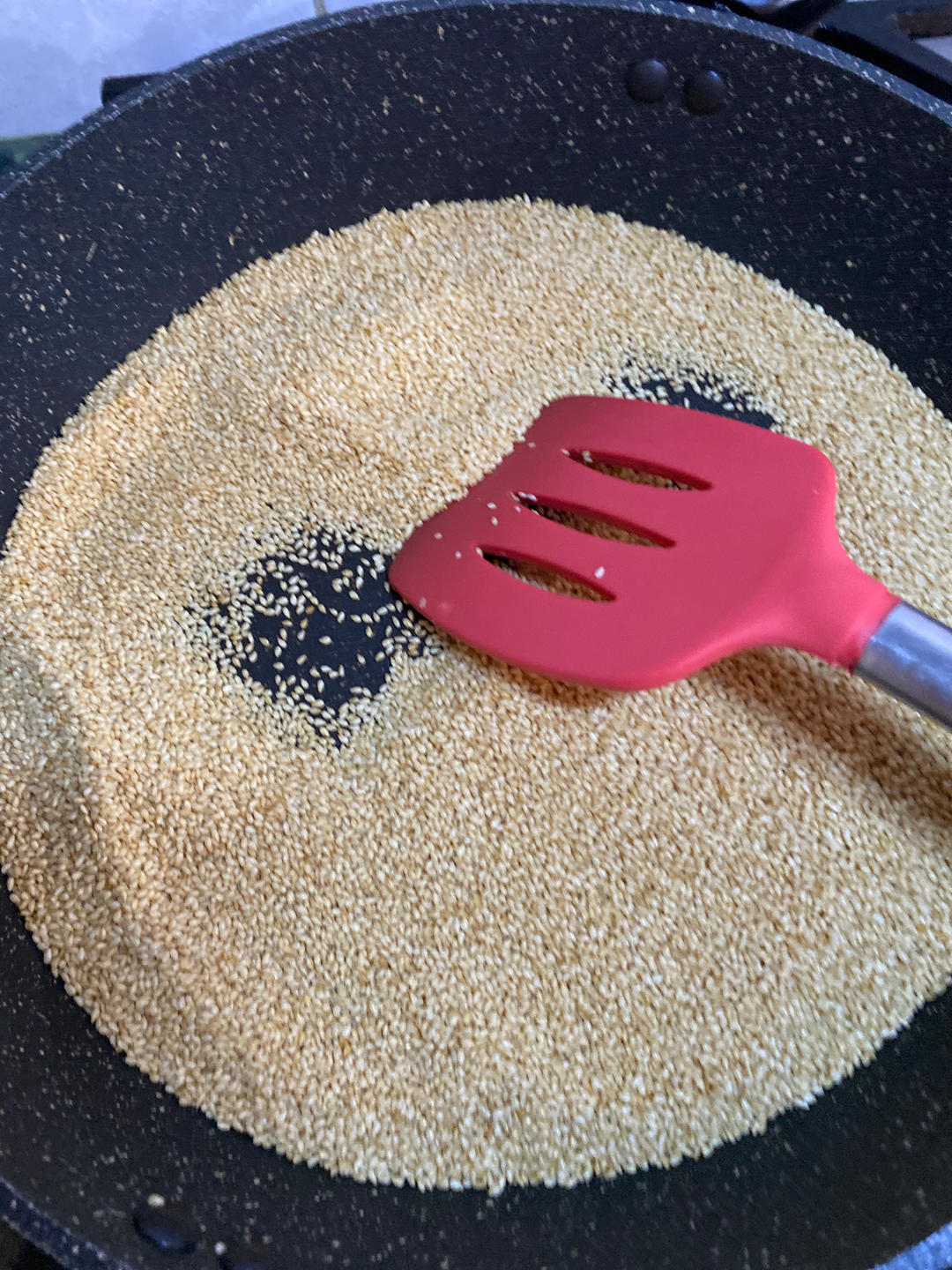 ［小窍门］快炒白芝麻/黑芝麻（附送许多窍门）