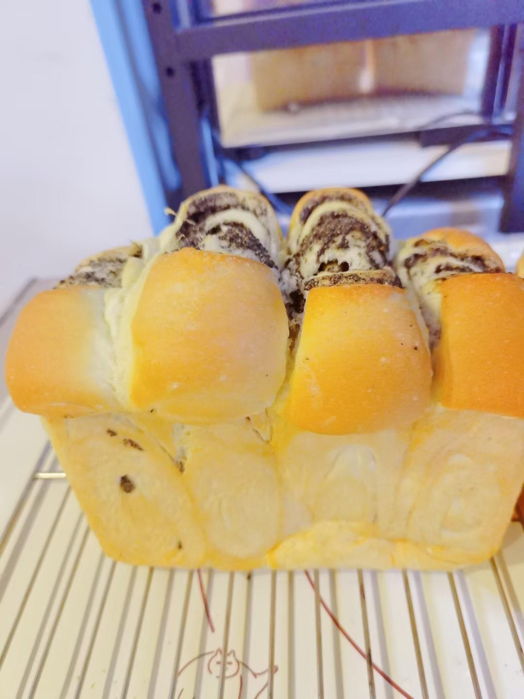 波兰种（冷藏法）黑芝麻奶酥吐司