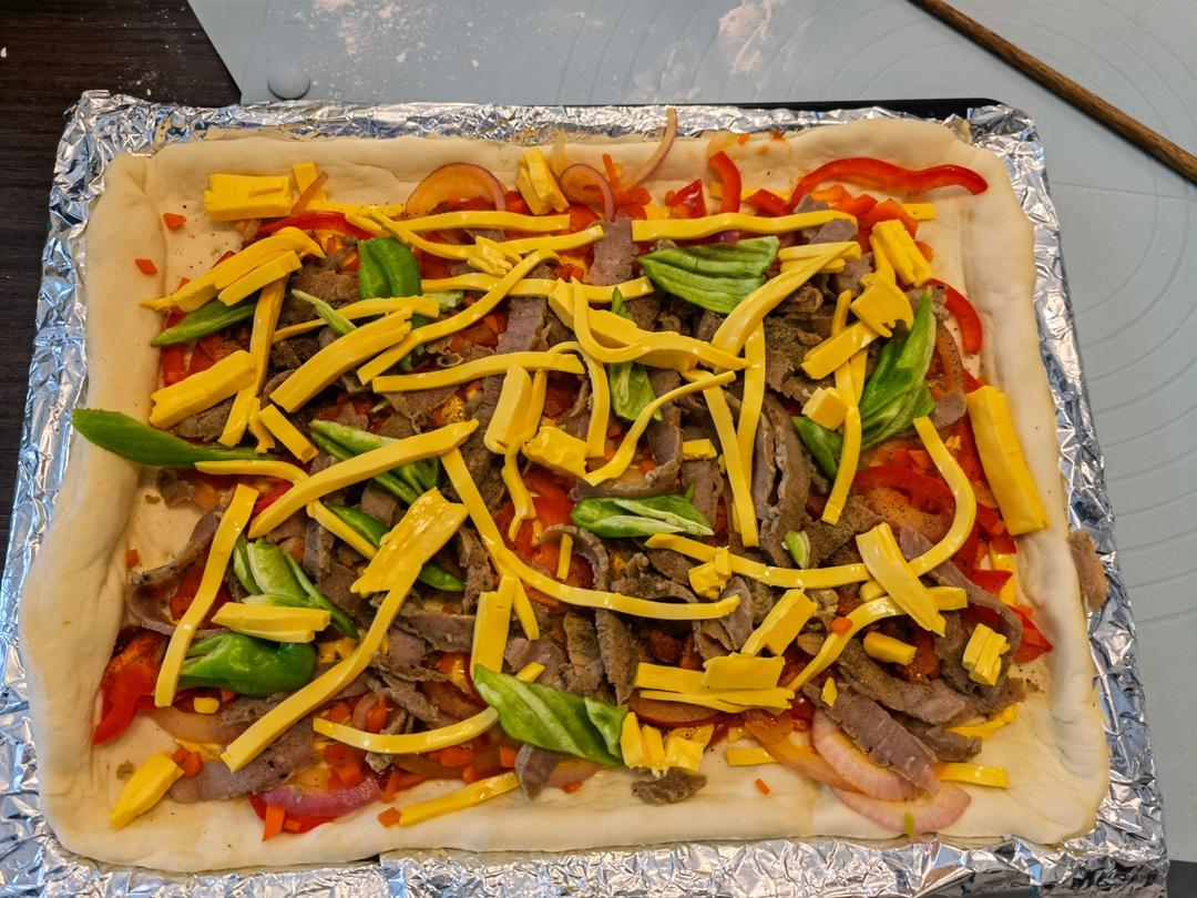 黑椒牛肉厚底披萨