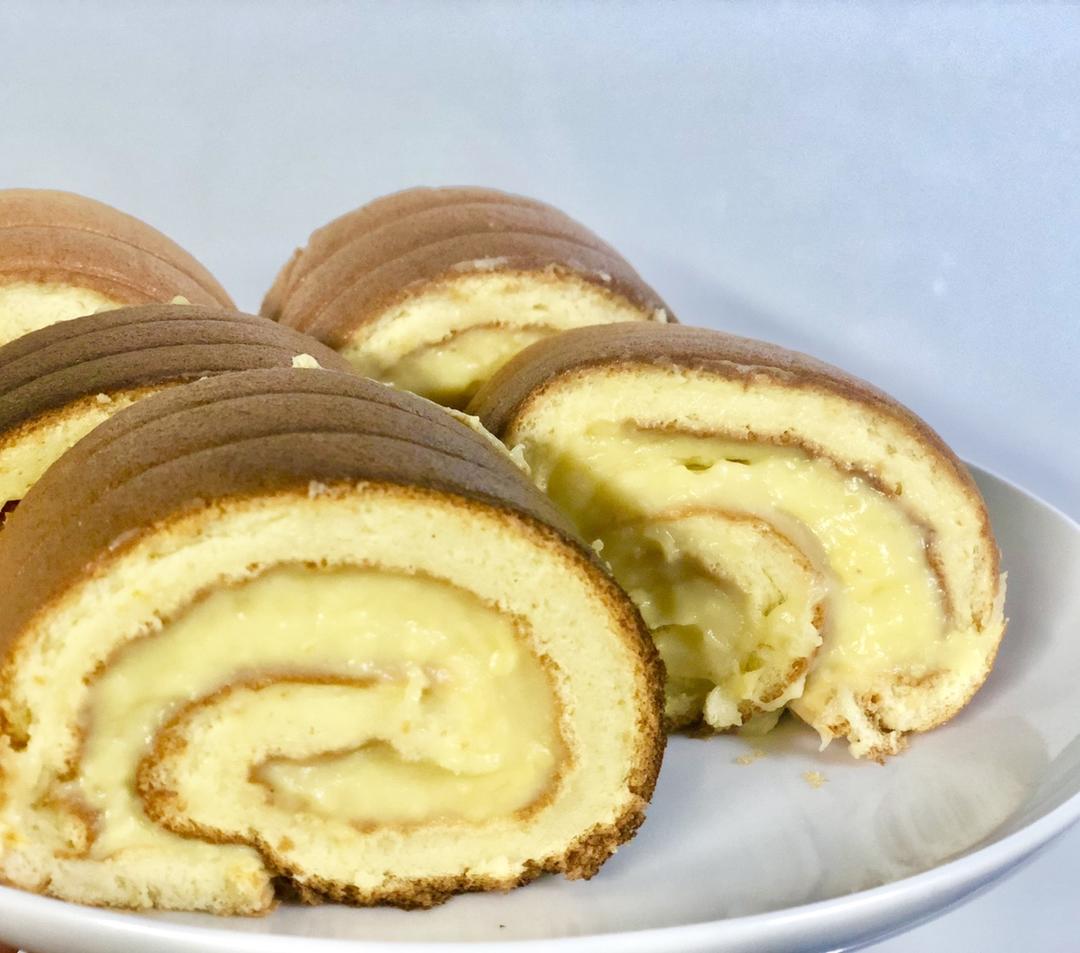 材料最简单的【低卡蛋糕卷】卡仕达戚风卷