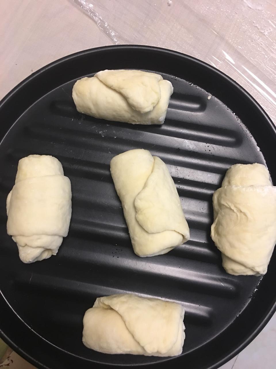 黄油面包卷