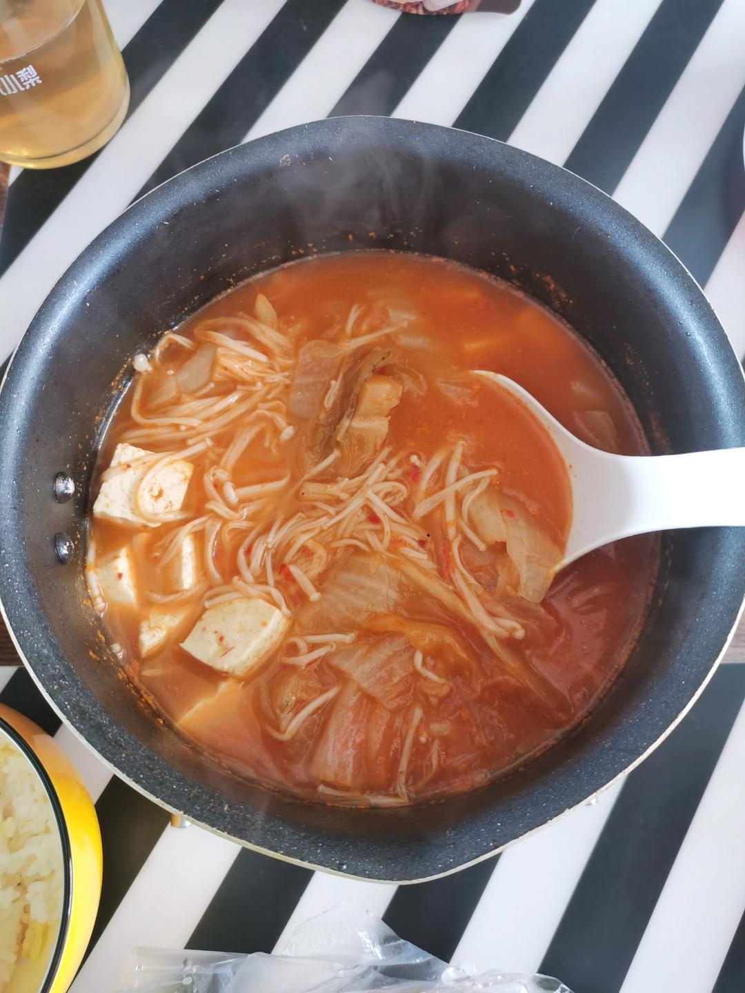 辣白菜豆腐汤