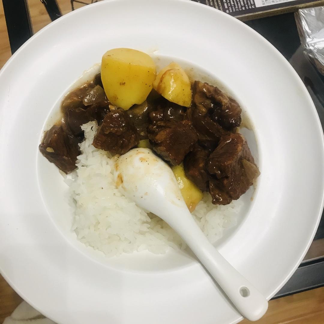 番茄土豆炖牛腩