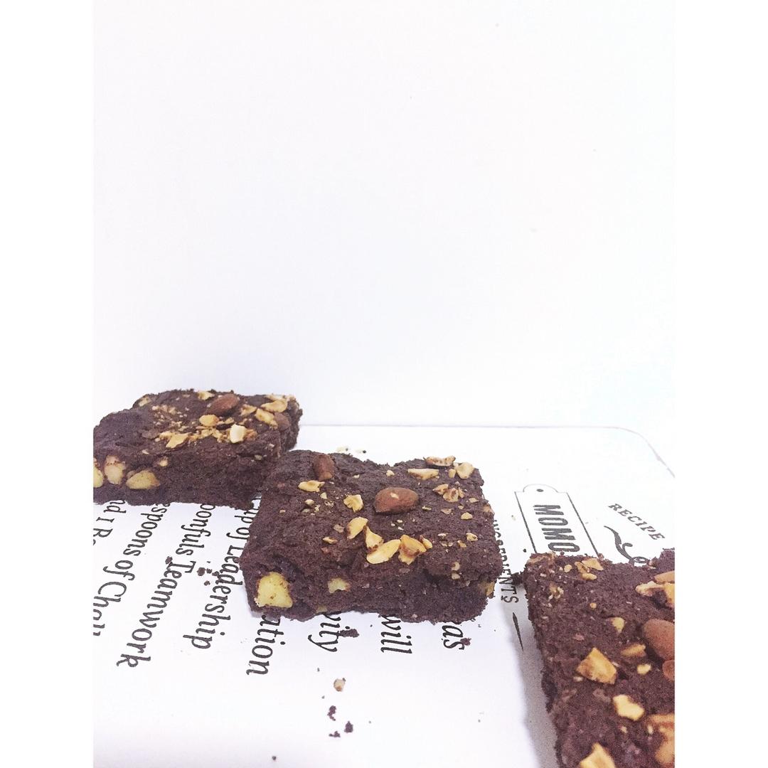 《Tinrry+》布朗尼（8寸配方）（适合新手的巧克力蛋糕）