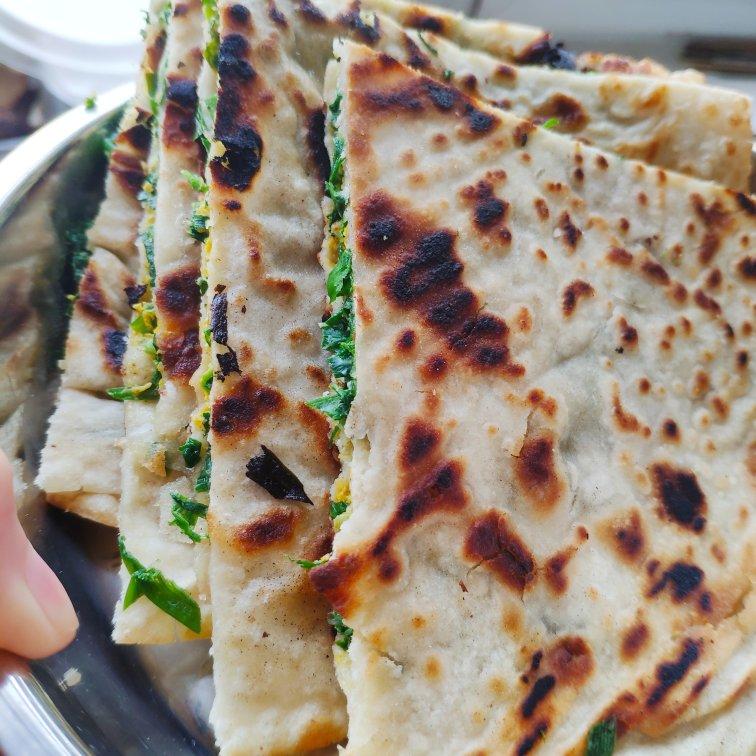 方便好吃到尖叫的大韭菜饼（比其他韭菜盒子都好吃）