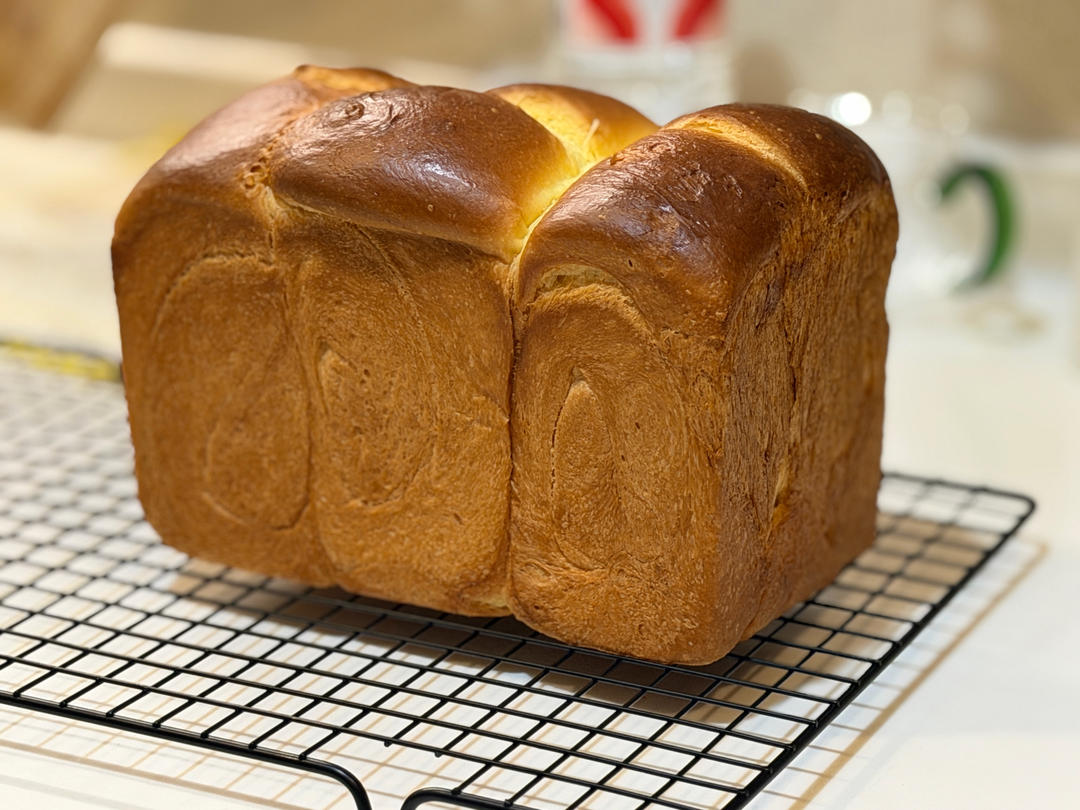 不是所有的面包都能叫——布里欧修皇冠吐司