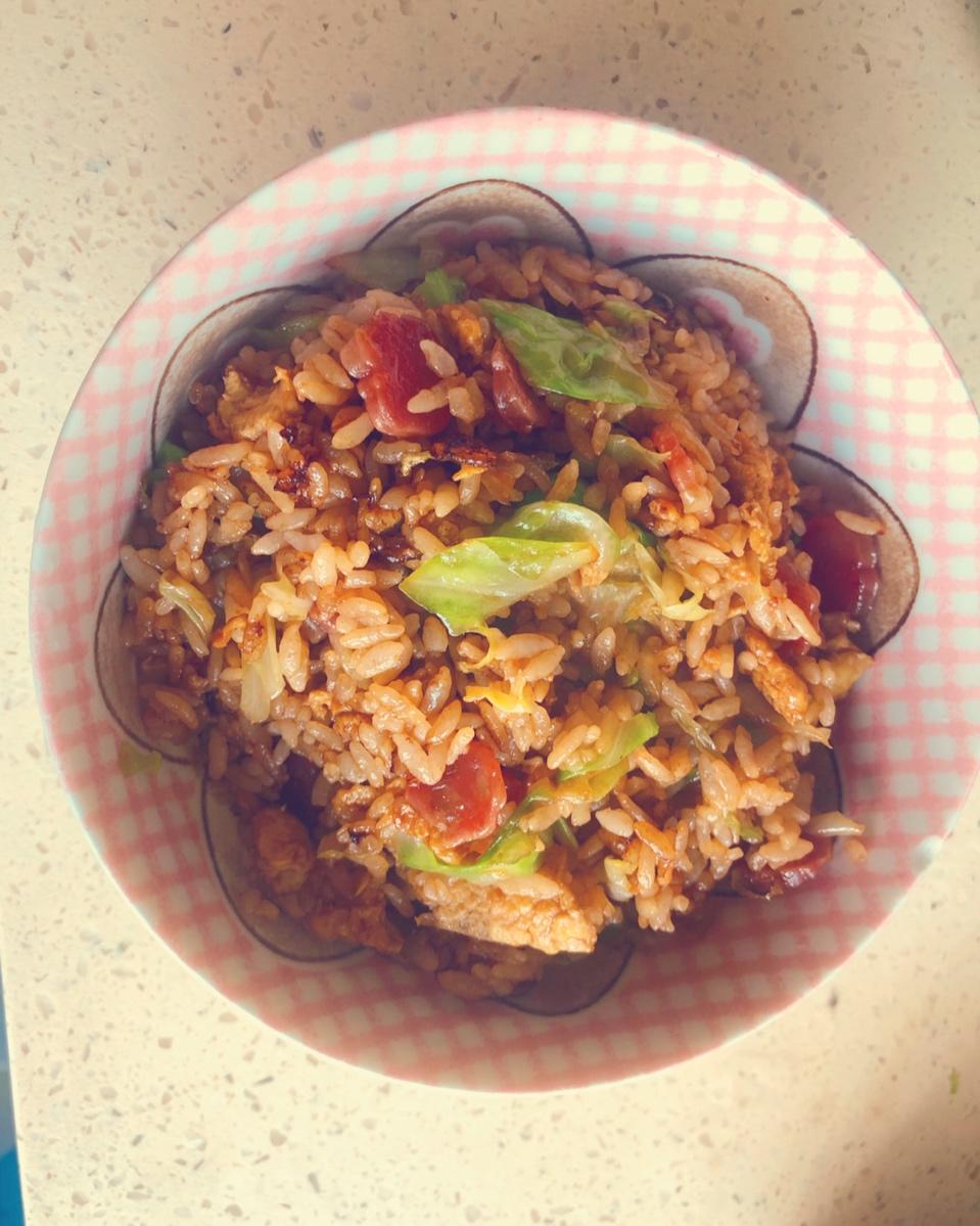 圆白菜酱油炒饭