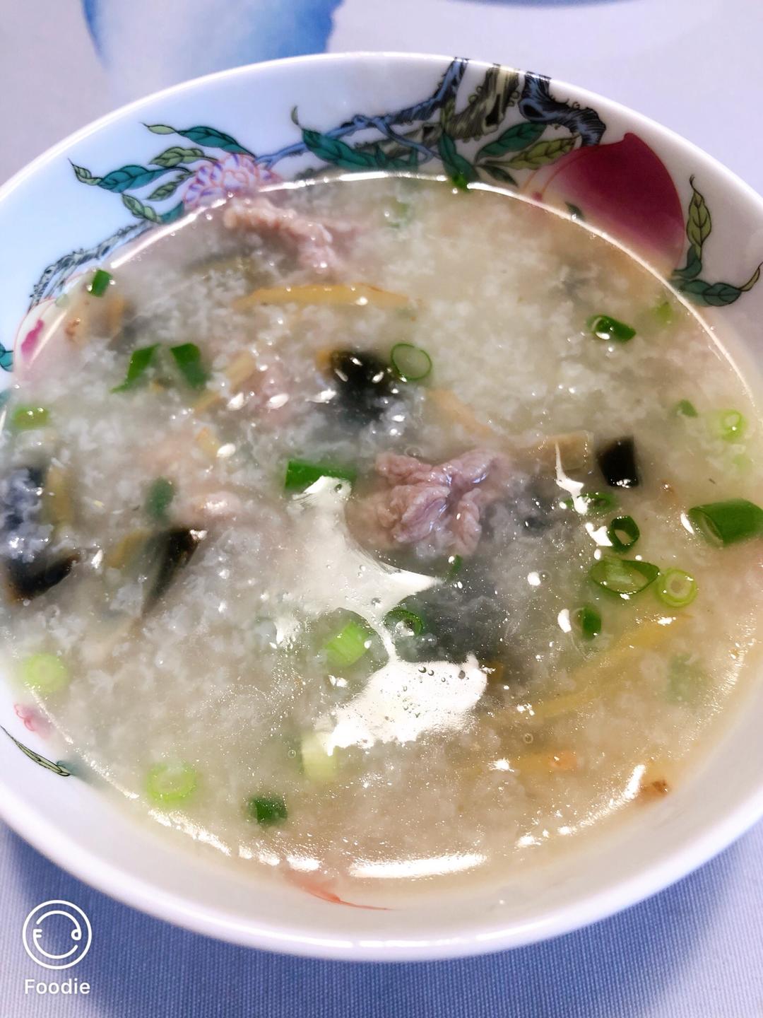 暖胃美味皮蛋瘦肉粥的做法