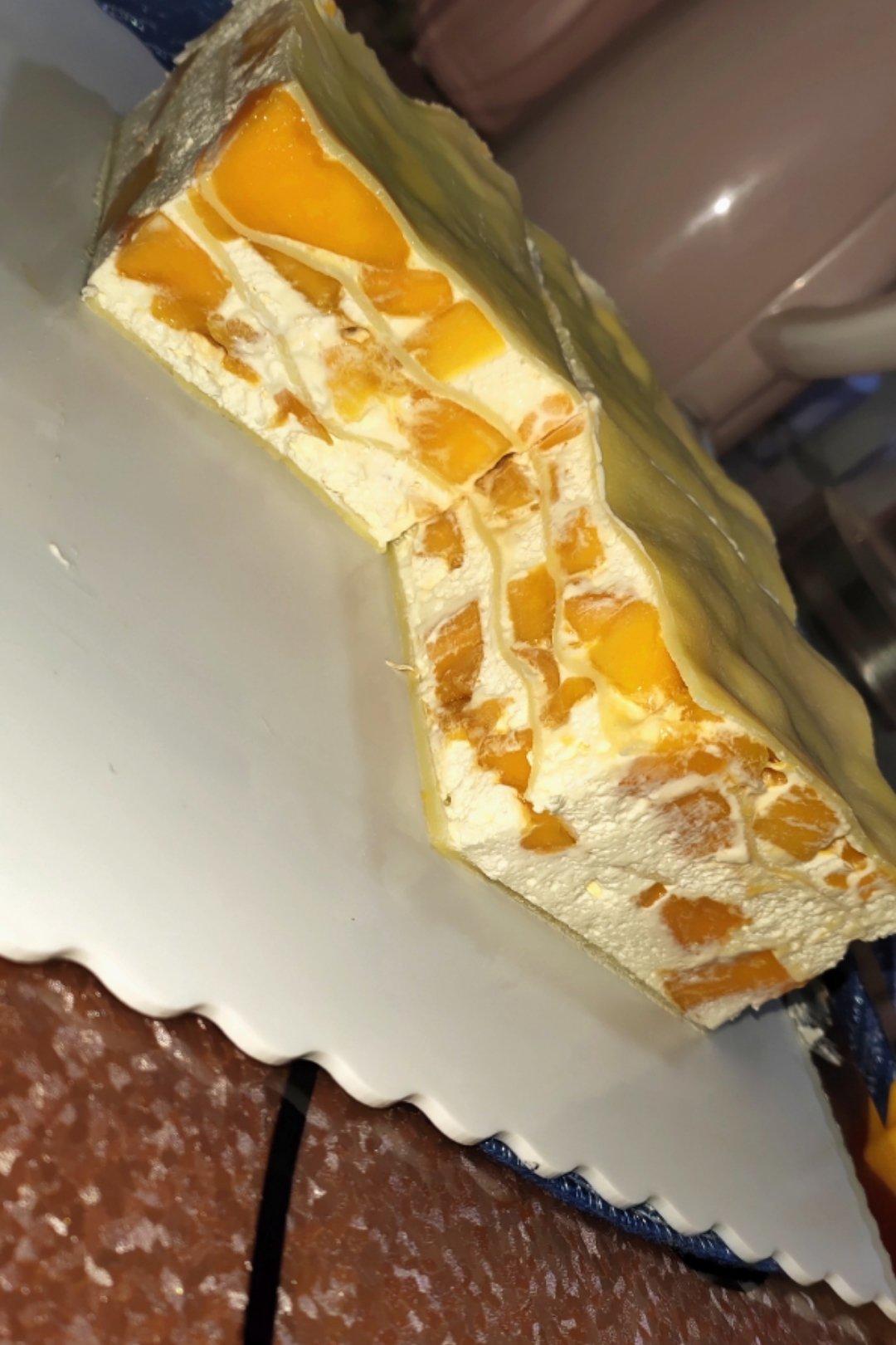 《Tinrry下午茶》教你做芒果班戟和芒果千层饼