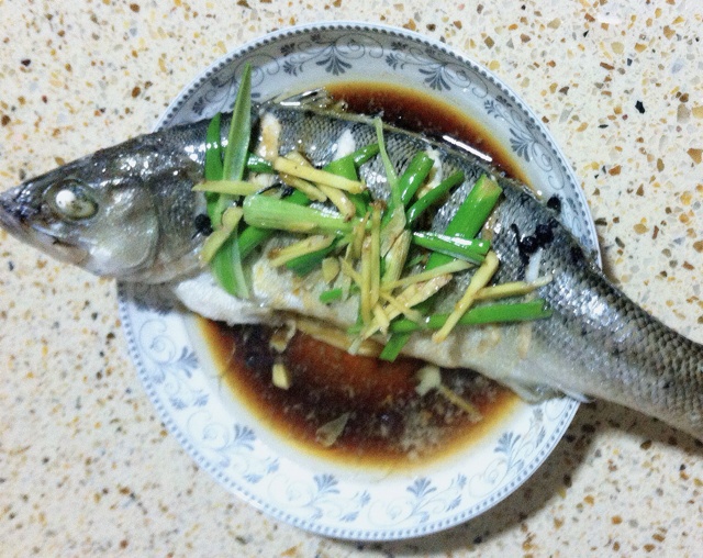 清蒸鲈鱼