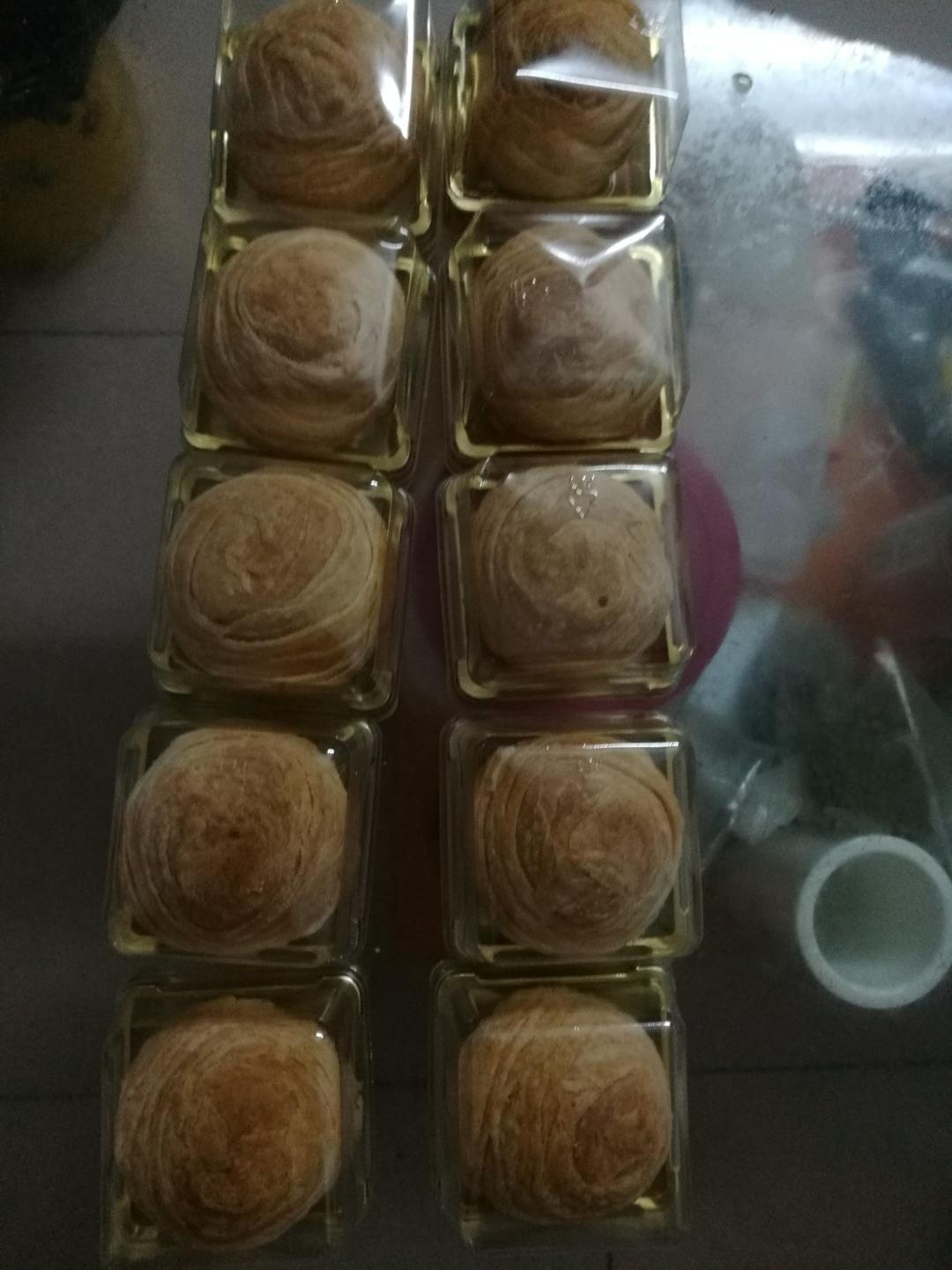 红曲莲蓉酥