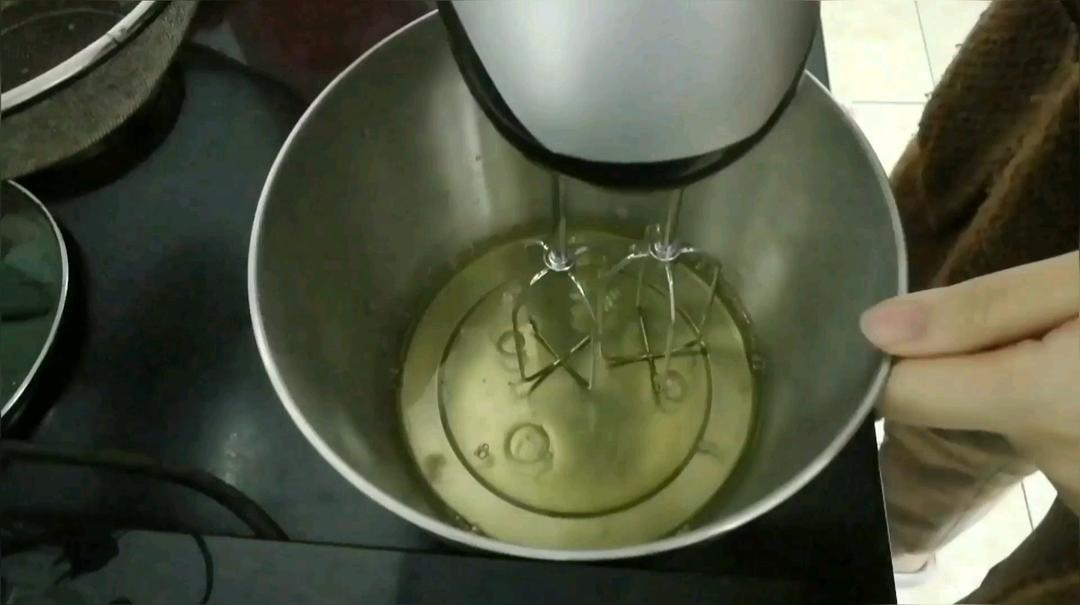 《Tinrry+》戚风蛋糕（6寸配方）（基础、超详细教程）