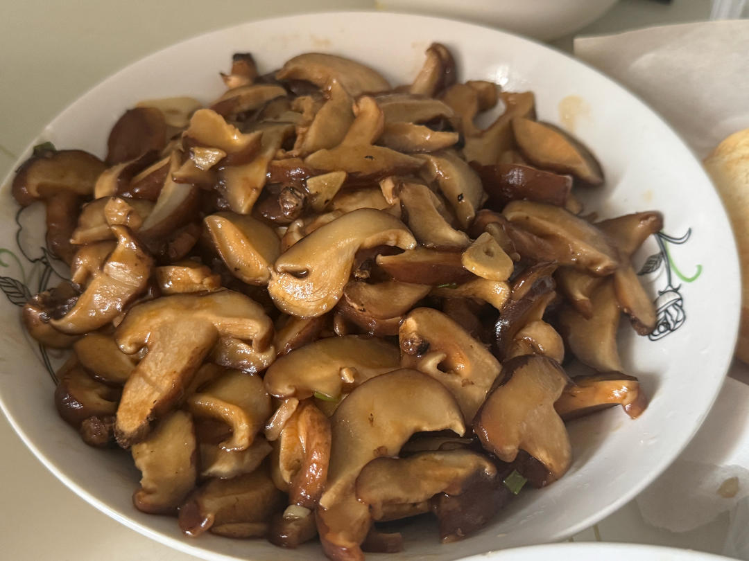 香菇这样炒比肉都好吃😋素炒香菇