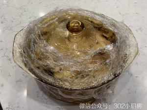 【0171】松茸红枣炖鸡（蒸箱版） <302小厨房>的做法 步骤17