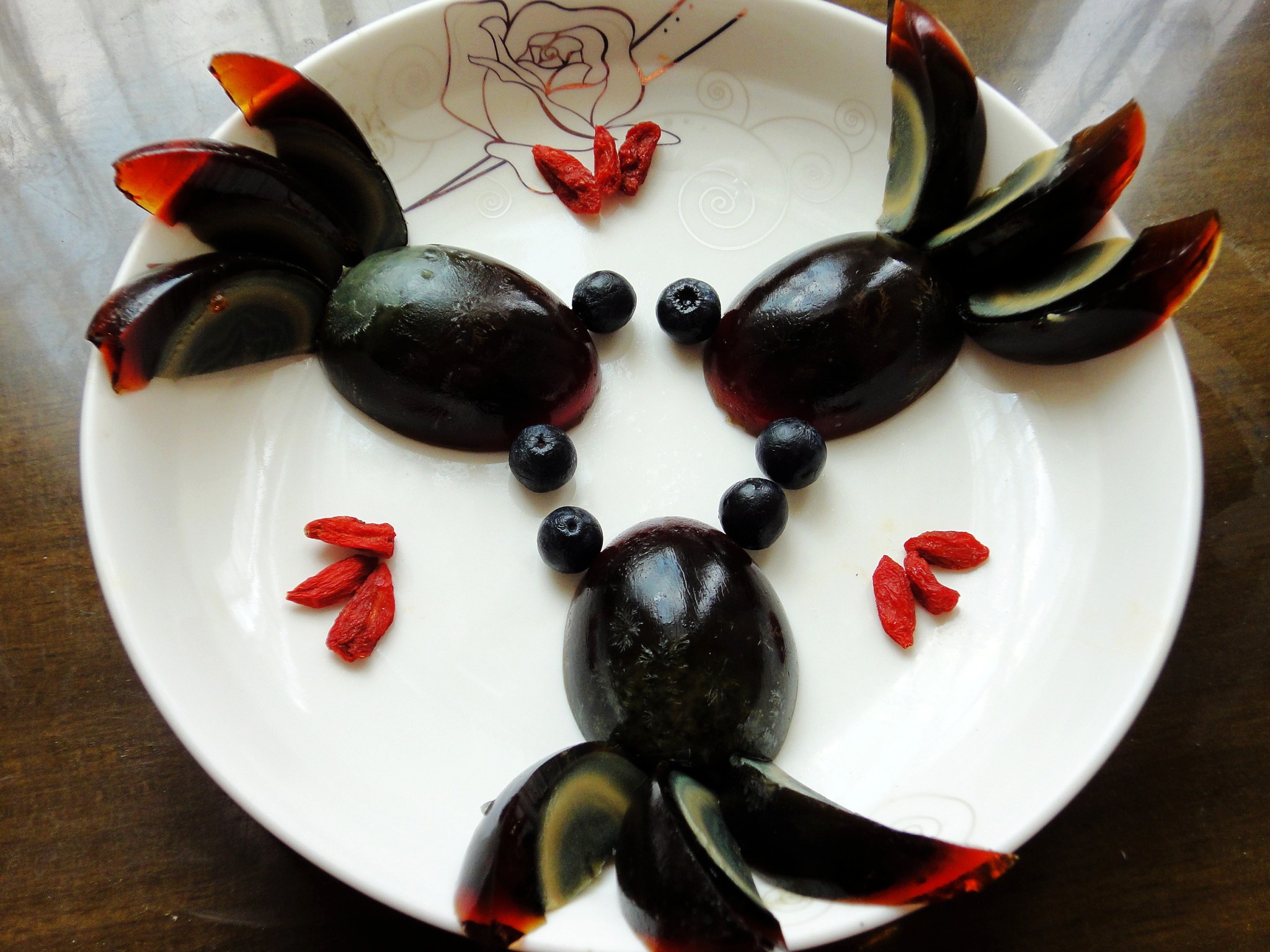 半纸红笺笑笑做的金鱼皮蛋