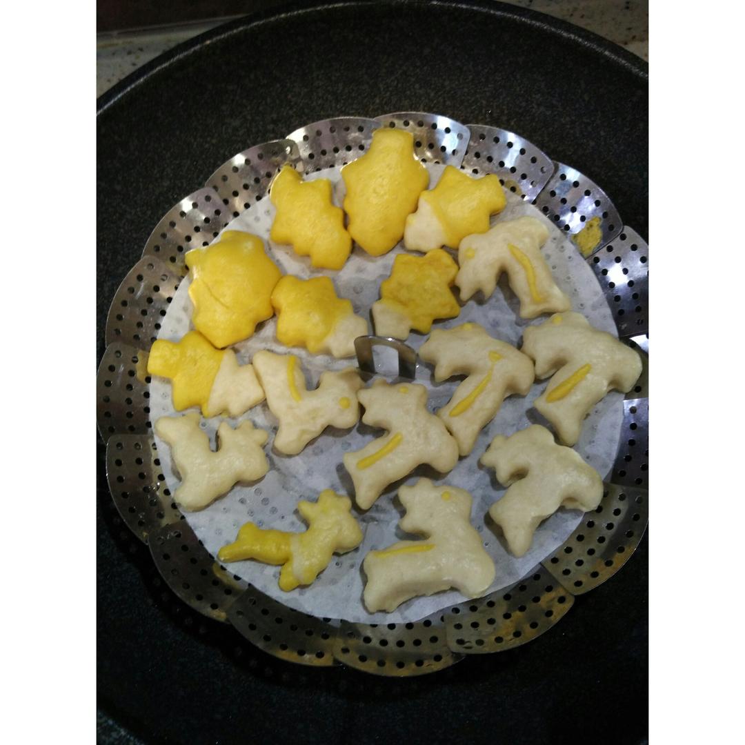 新手也可以--详解如何做出人见人爱、金黄的南瓜馒头