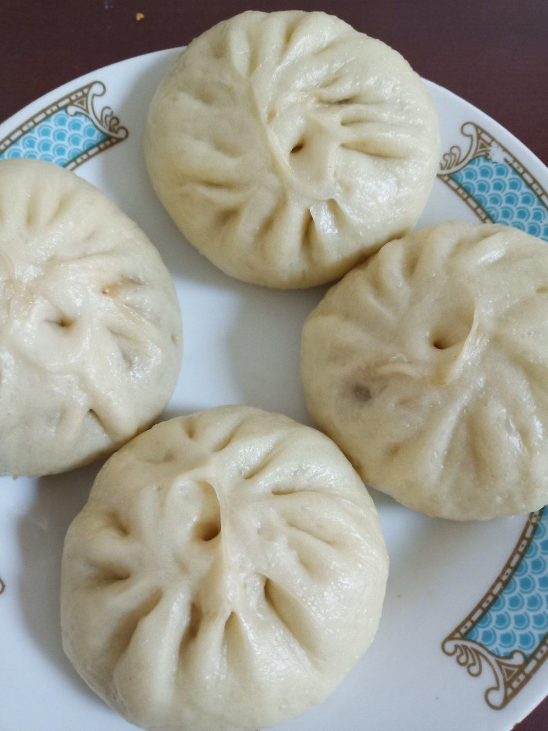 白萝卜粉丝猪肉包子（附视频。一次性发酵。）
