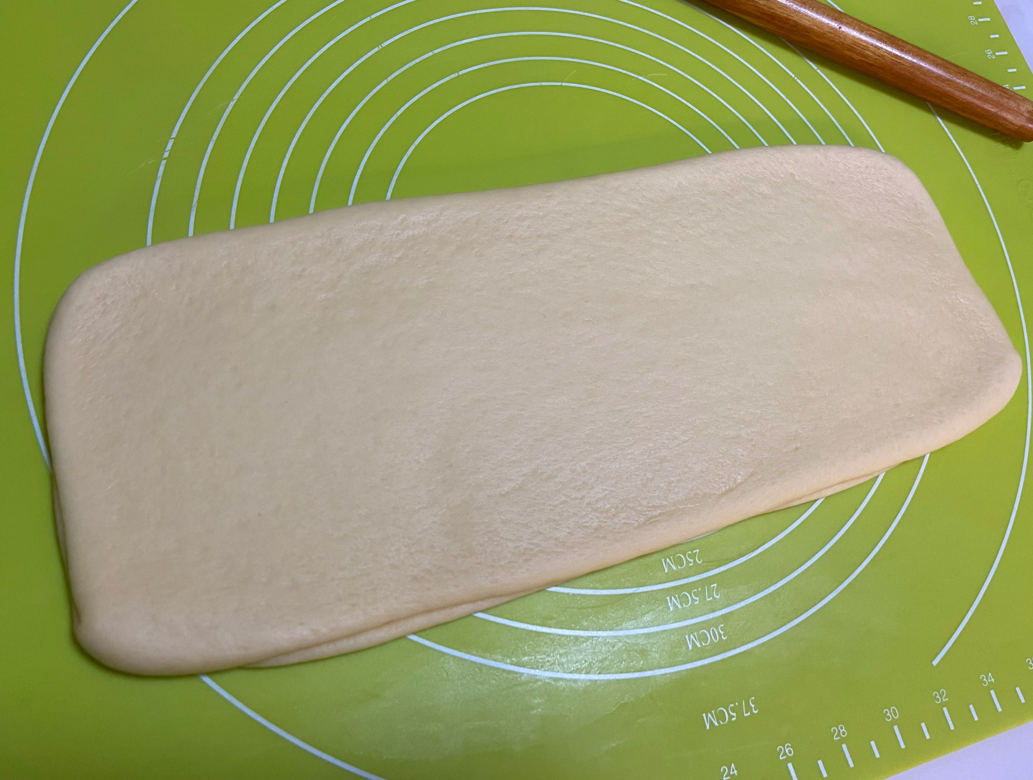 最最简单的🥖杉木奶香面包｜完胜经典杉木面包的做法 步骤11